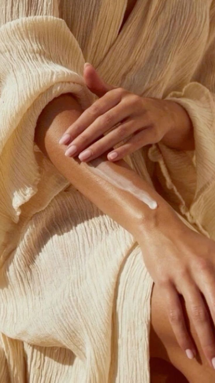Winter Skincare Tips: How to Hydrate and Protect Dry Skin lotion